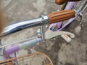 主に子供自転車向け 手が小さくてブレーキレバーが握れない というあなたへ ブレーキレバーの調整方法 二輪にのろーぜ